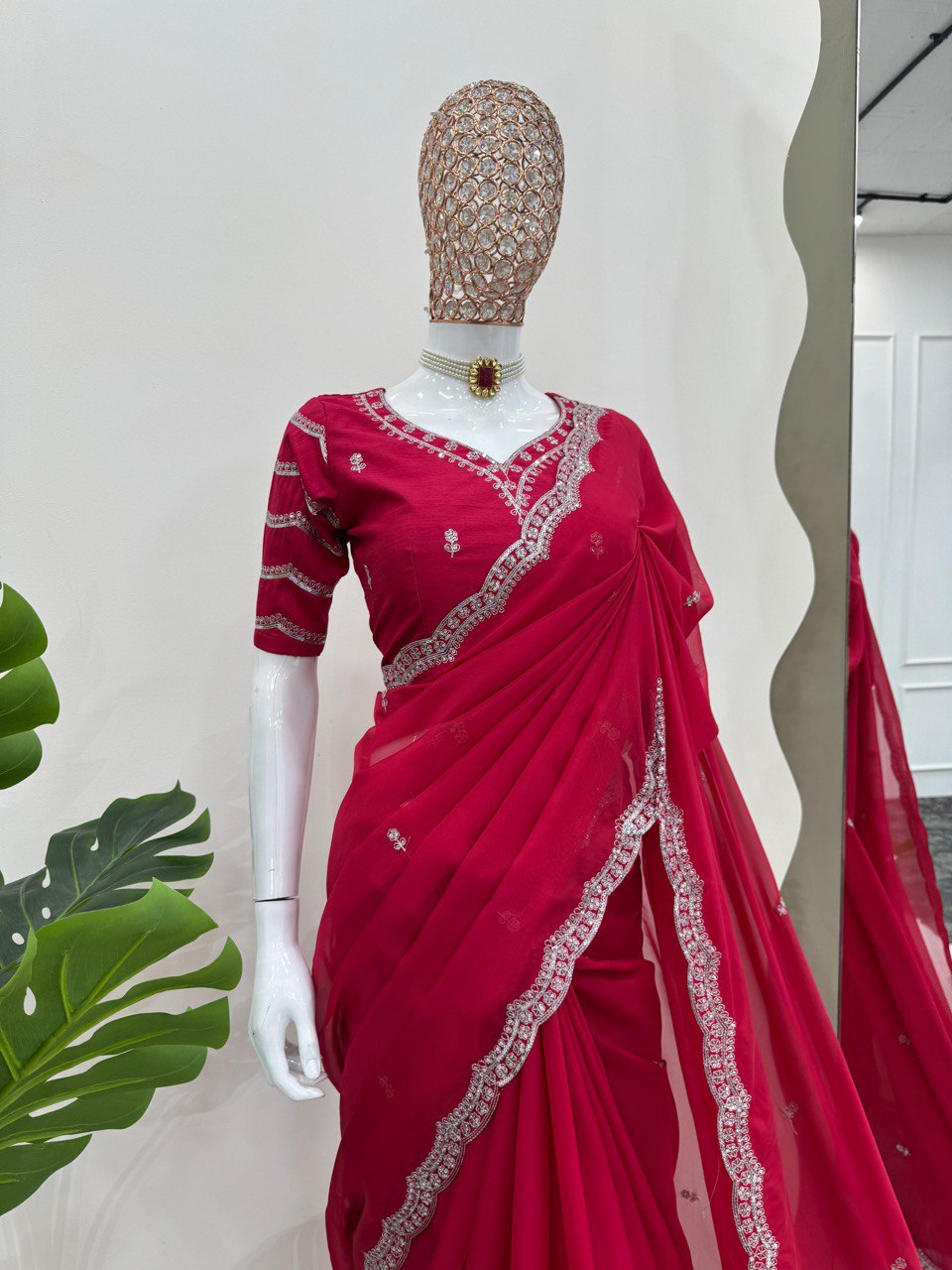 Looking some one for this same colour beautiful Designer Saree on Havy Tibby Silk Febric with Thred & Sequnce work and blouse on Mono Benglori Silk Febric with Thred & Sequnce work.