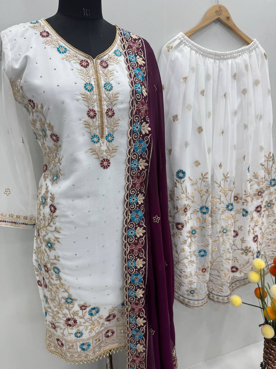 PARTY WEAR 3 PIS SUIT COLLECTION