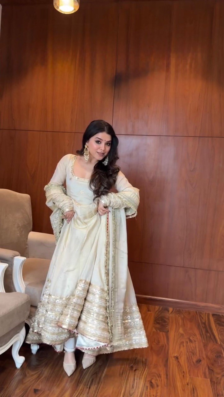 ANARKALI SUIT GOWN Thread with Sequnce with Lace broder with Dori Latkan