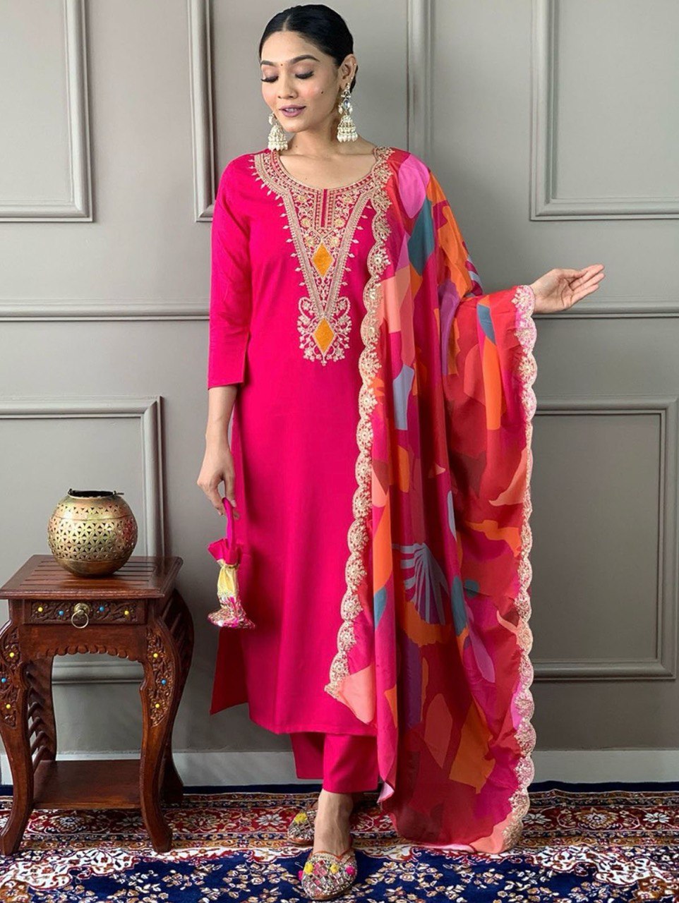 New Roman Fabric beautiful suit set