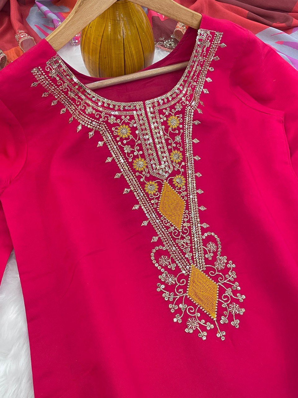New Roman Fabric beautiful suit set