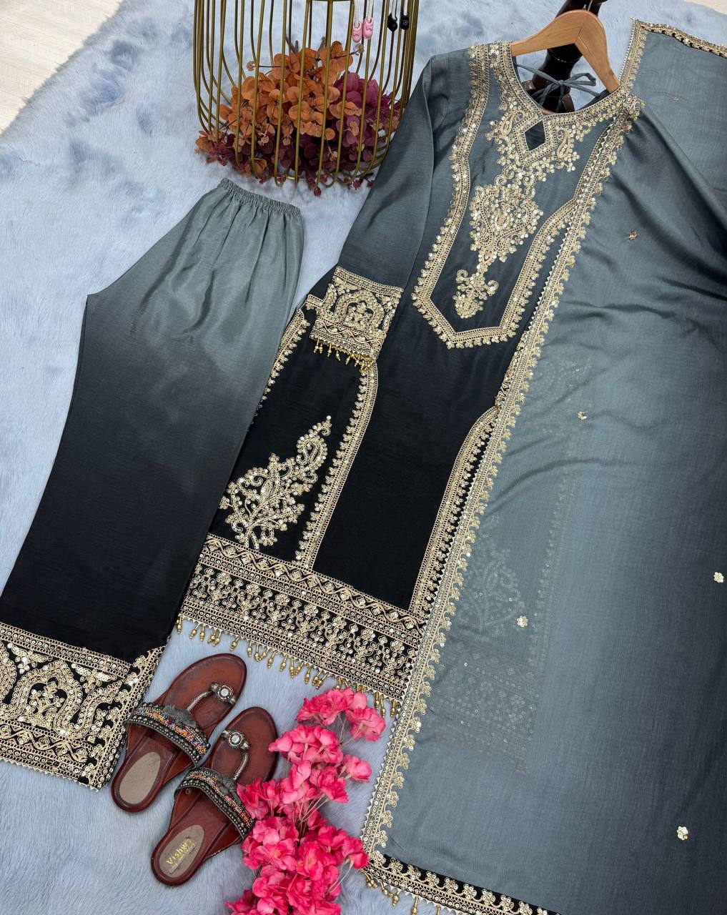 Đěsigner Party Wear Look Pur Dual Tone Peding Chinon Silk Top Plazzo & Dupatta Set