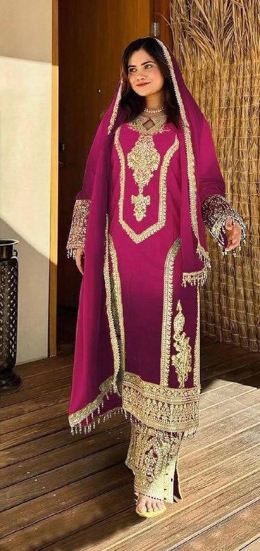 Đěsigner Party Wear Look Pur Dual Tone Peding Chinon Silk Top Plazzo & Dupatta Set