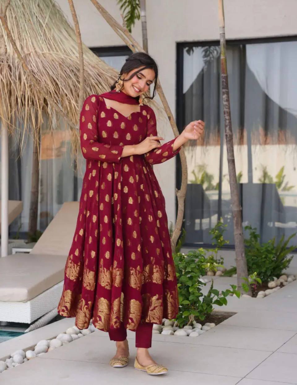 NEW ĐĚSIGNER PARTY WEAR LOOK GOWN WITH PANT AND EMBROIDERY WORK single available wholesale