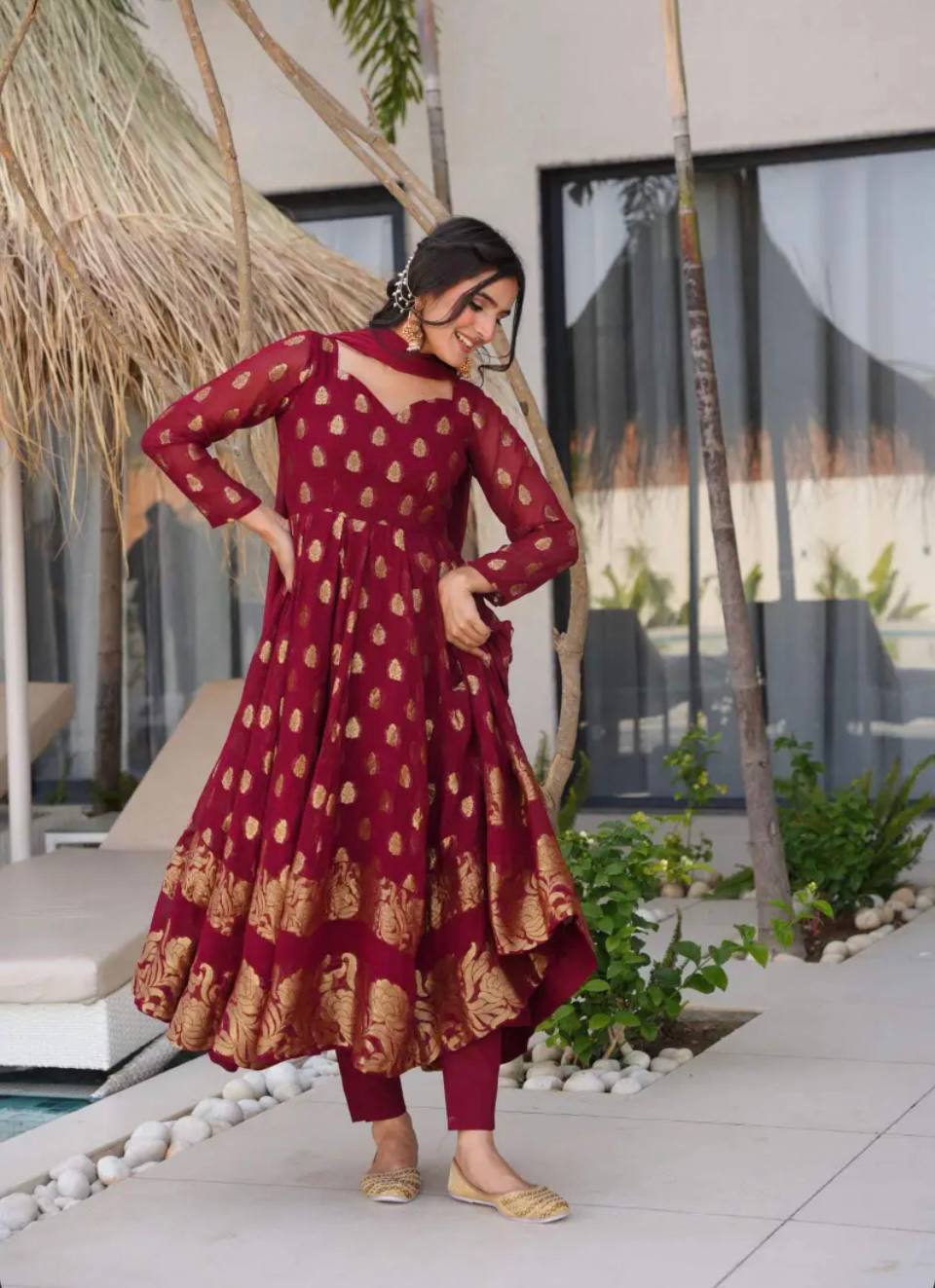 NEW ĐĚSIGNER PARTY WEAR LOOK GOWN WITH PANT AND EMBROIDERY WORK single available wholesale