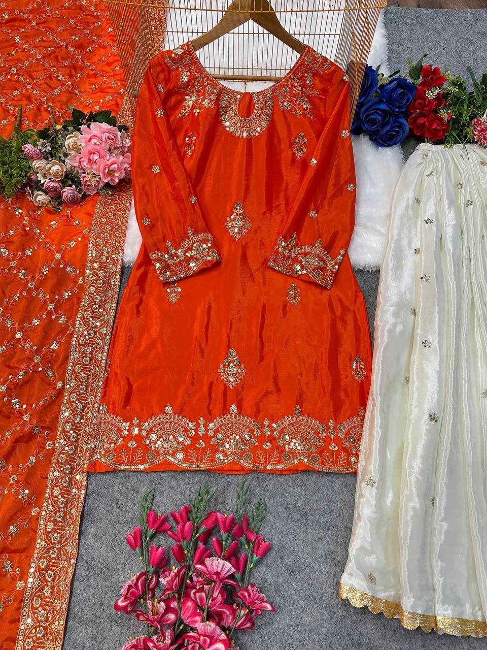 NEW ĐĚSIGNER PARTY WEAR TOP AND PLAZZO. WITH FANCY DUPPATA WITH EMBROIDERY WORK single available wholesale