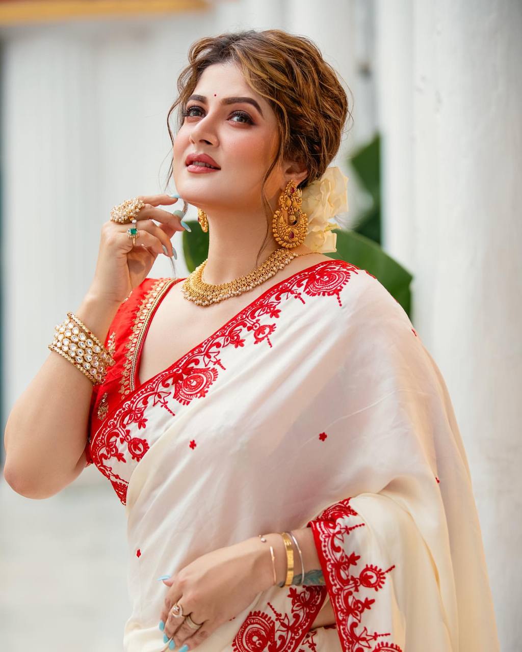 festival, present some special red&white saree collection single available wholesale