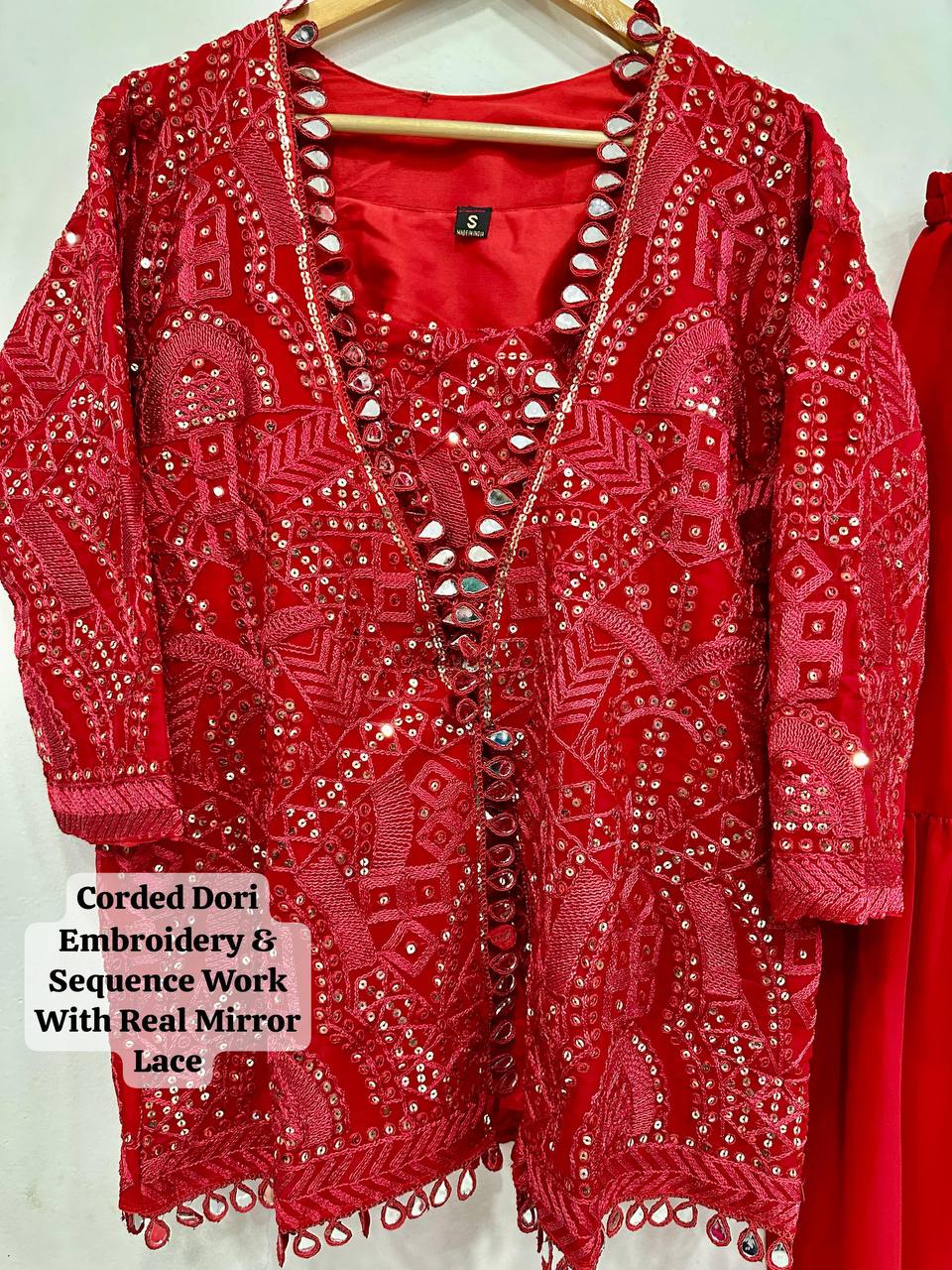 party Wear Style For the Upcoming Season*