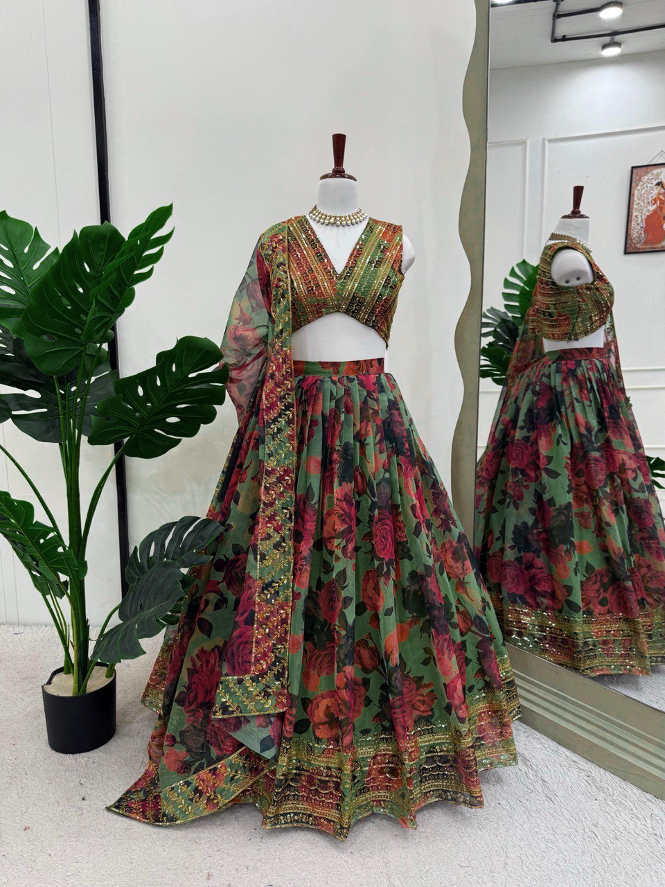 Hevay Boutiq Collection Lehengha details Tabby Orgnza with Digital print