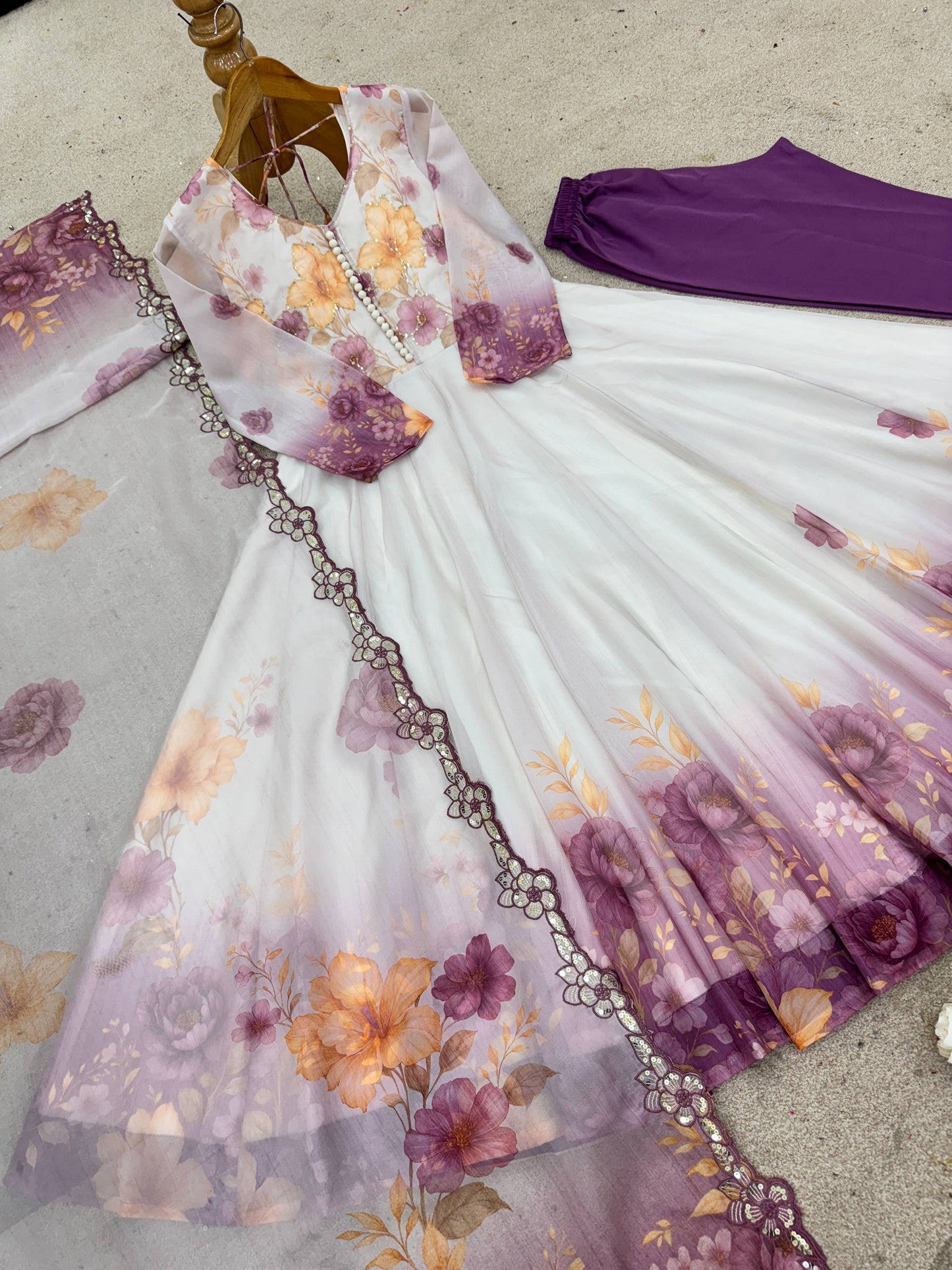 Women’s Ethnic Wear single available wholesale
