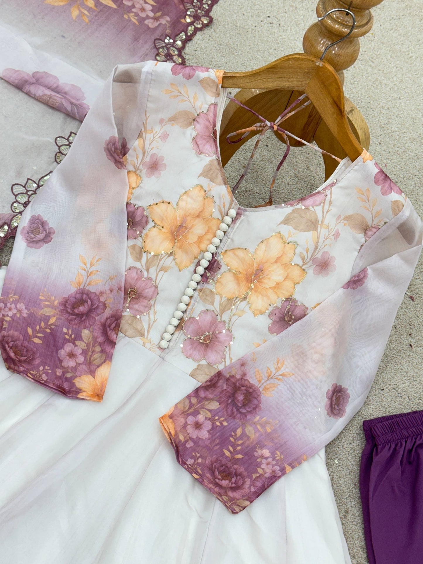 Women’s Ethnic Wear single available wholesale