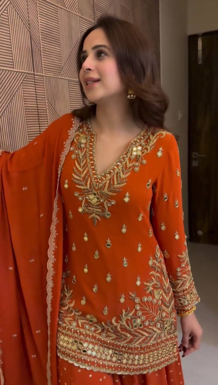 Elegant Ethnic Wear β¨ π Crafted in Classy Tones with Premium Fabric & Detailing