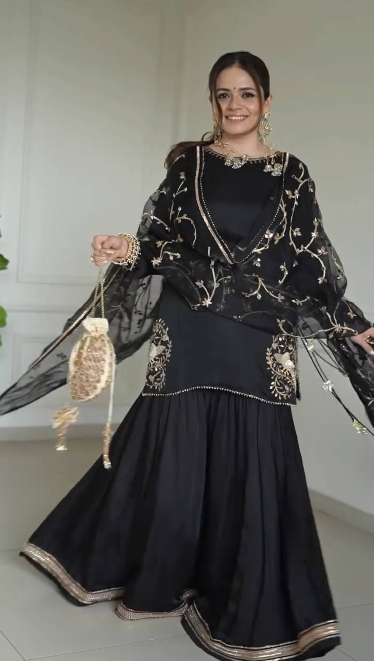 Women’s Ethnic Wear single available wholesale