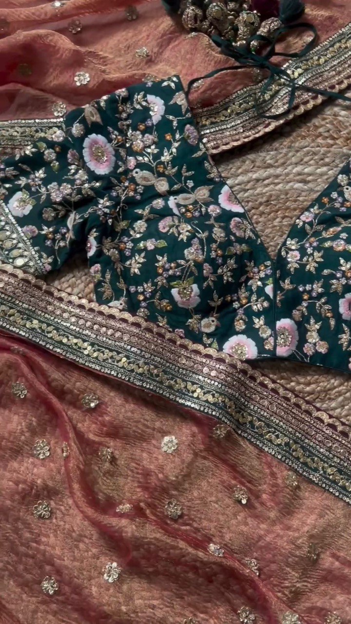 Looking some one for this same colour beautiful Designer Saree on Twil Net Febric with Thred & Sequnce work and blouse on mono benglori silk Febric with Thred & Sequnce work.