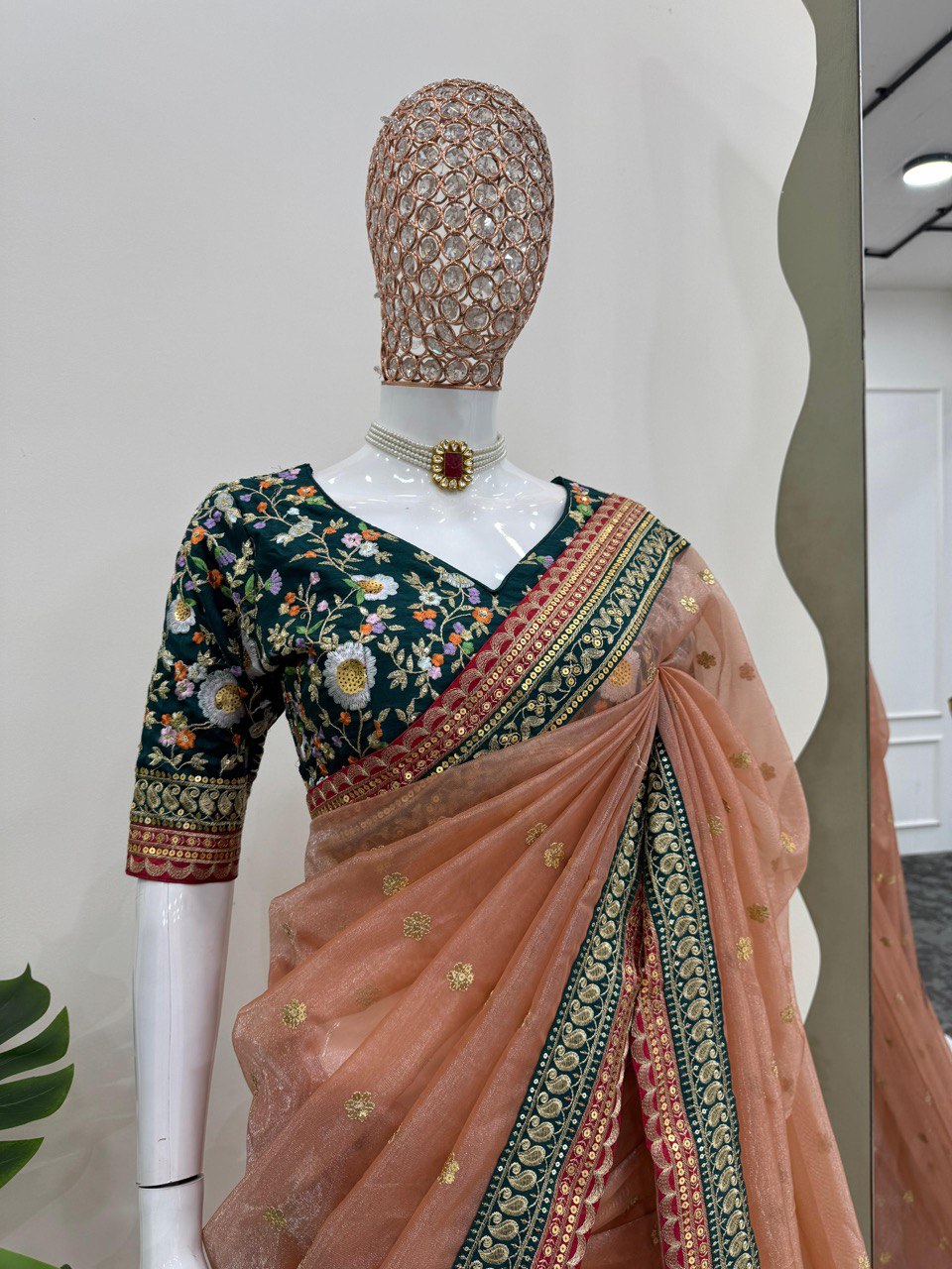 Looking some one for this same colour beautiful Designer Saree on Twil Net Febric with Thred & Sequnce work and blouse on mono benglori silk Febric with Thred & Sequnce work.