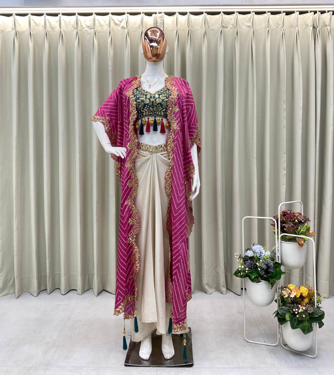 THREE PIECE WESTERN OUTFIT FOR TRENDY WEDDING SEASON