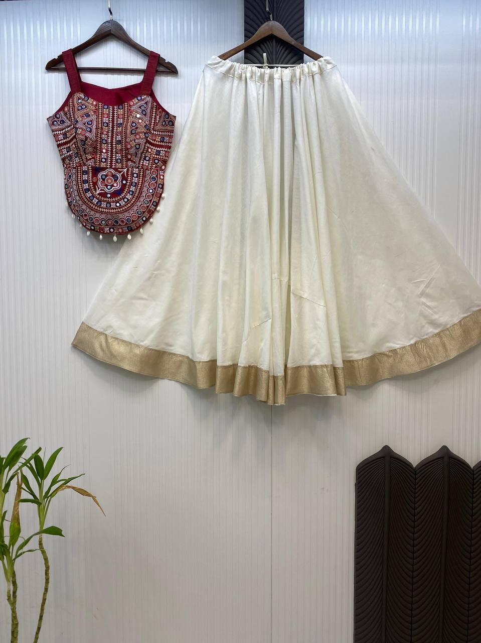 NAVARATRI SEASON OUR EXCLUSIVE FULL STITCHED LEHENGA CHOLI single available wholesale