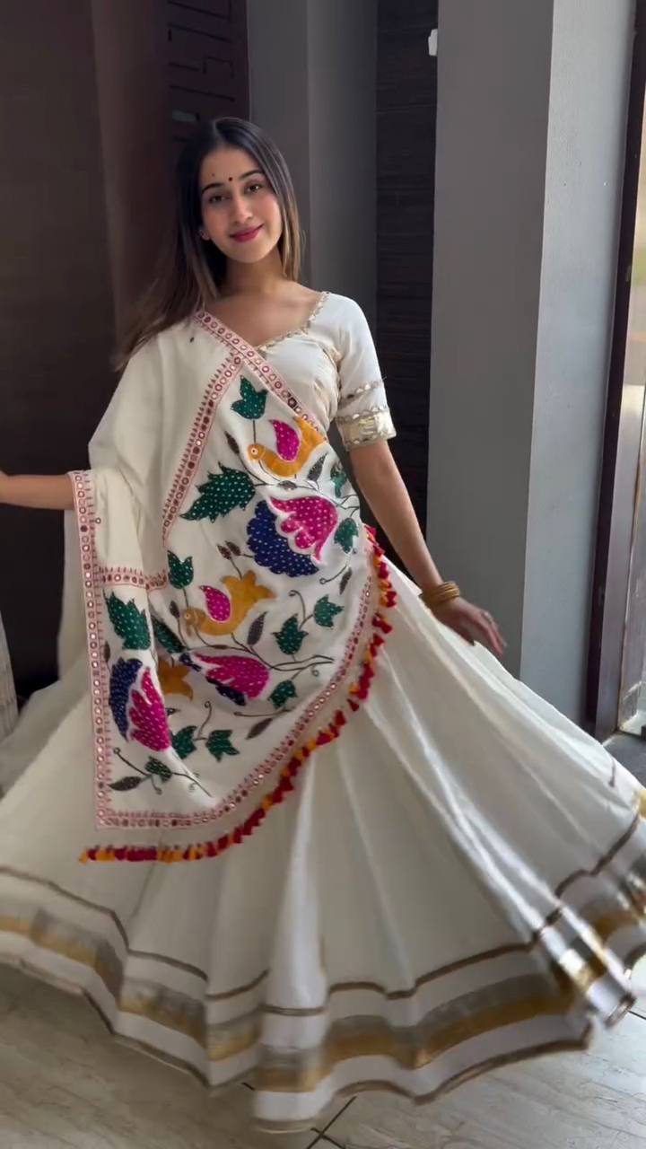 NAVARATRI SEASON OUR EXCLUSIVE FULL STITCHED LEHENGA CHOLI single available wholesale