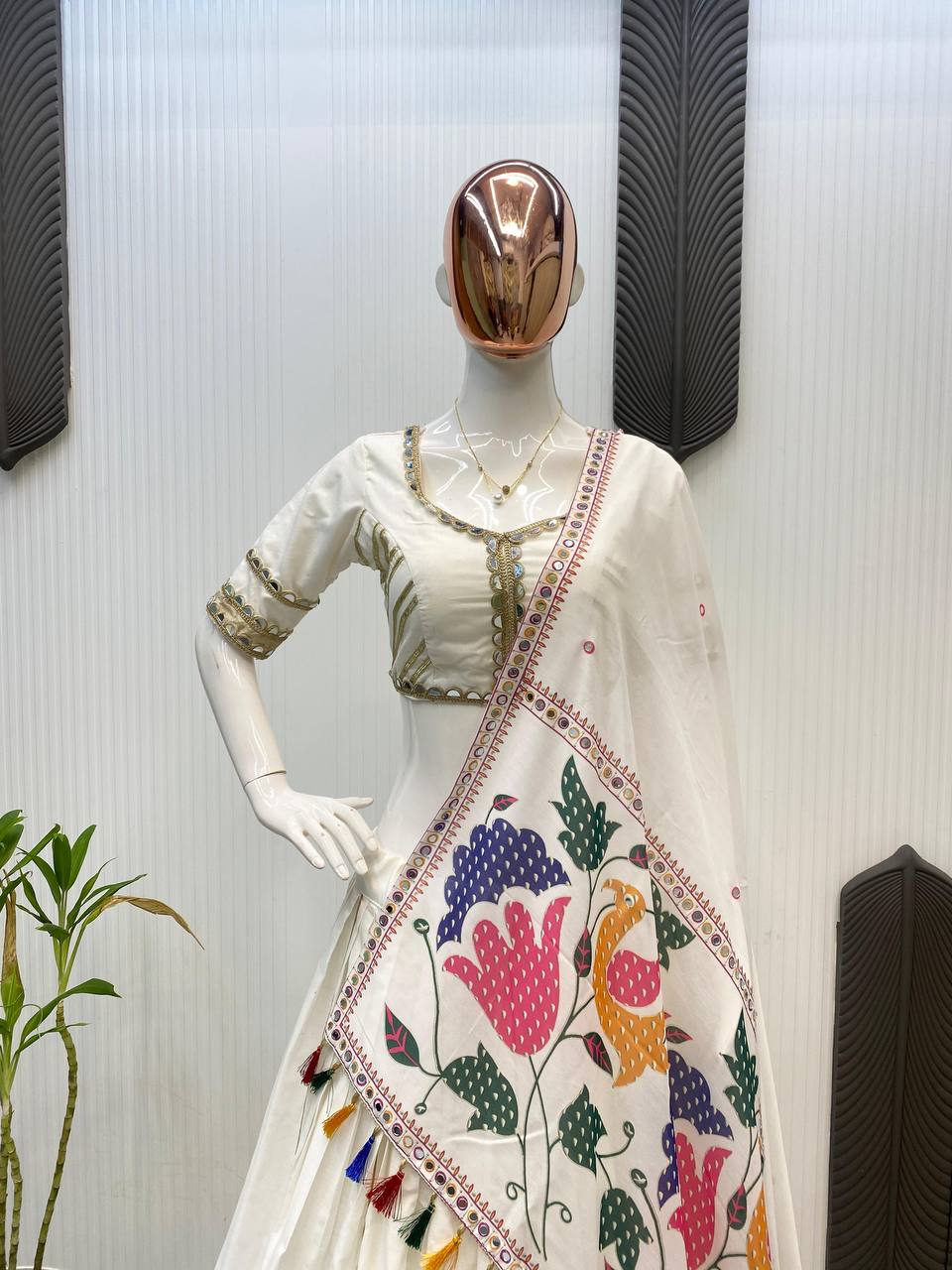 NAVARATRI SEASON OUR EXCLUSIVE FULL STITCHED LEHENGA CHOLI single available wholesale