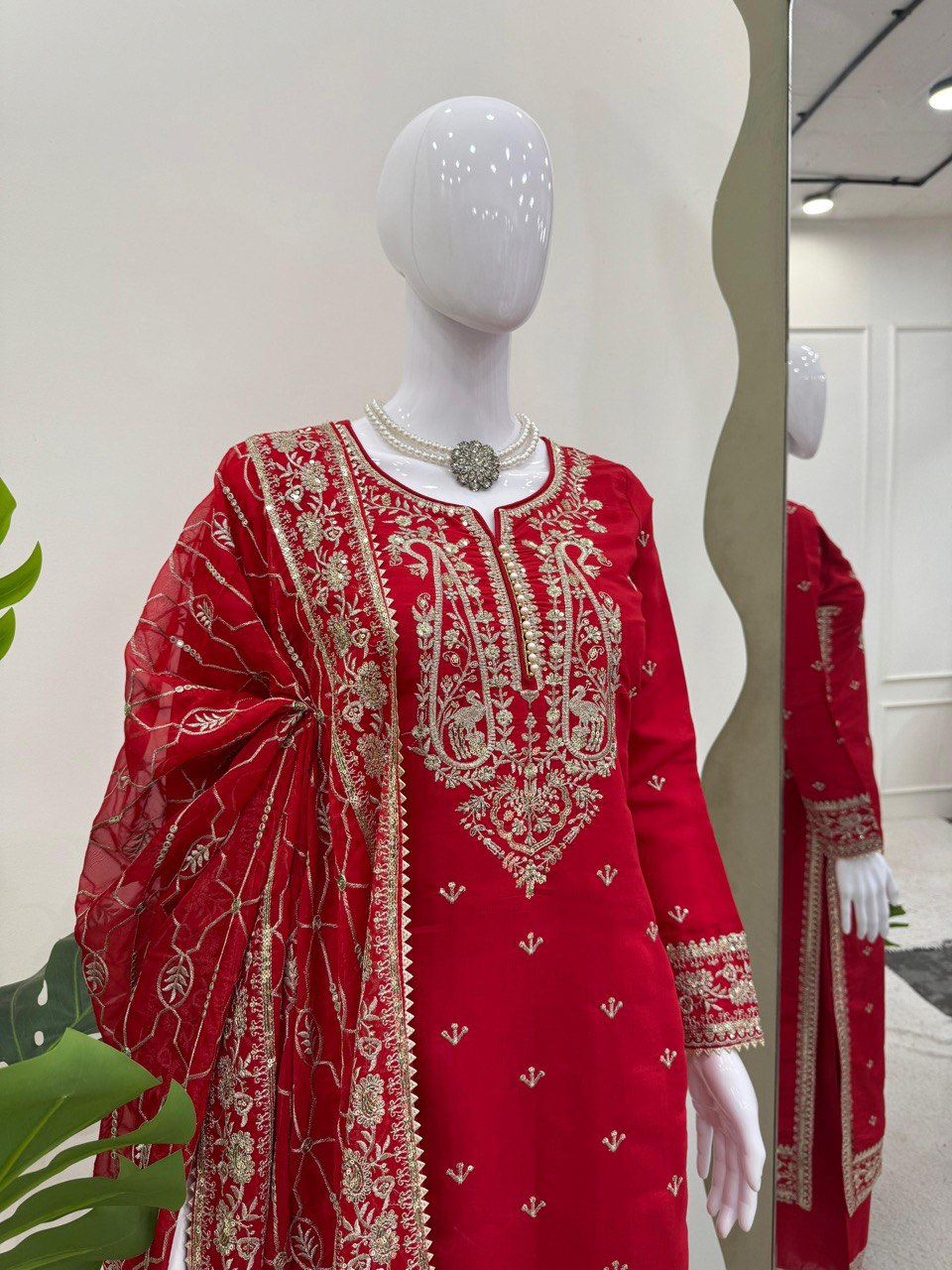 Looking for this same colour beautiful Designer Suit on Roman Silk febric With Thred & Sequnce work and Palzoo on also Roman Silk febric With Thred & Sequnce work and Dupatta on Faux Georgette febric with Thred & Sequence work.