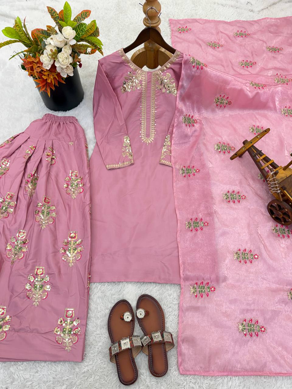 Women’s Ethnic Wear