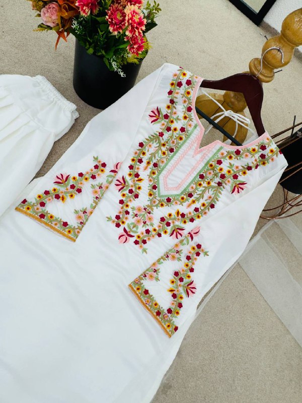 New Designer Collection In Natural Crep Silk Top-Bottom And Dupatta Set Fully Stitched Ready To Wear