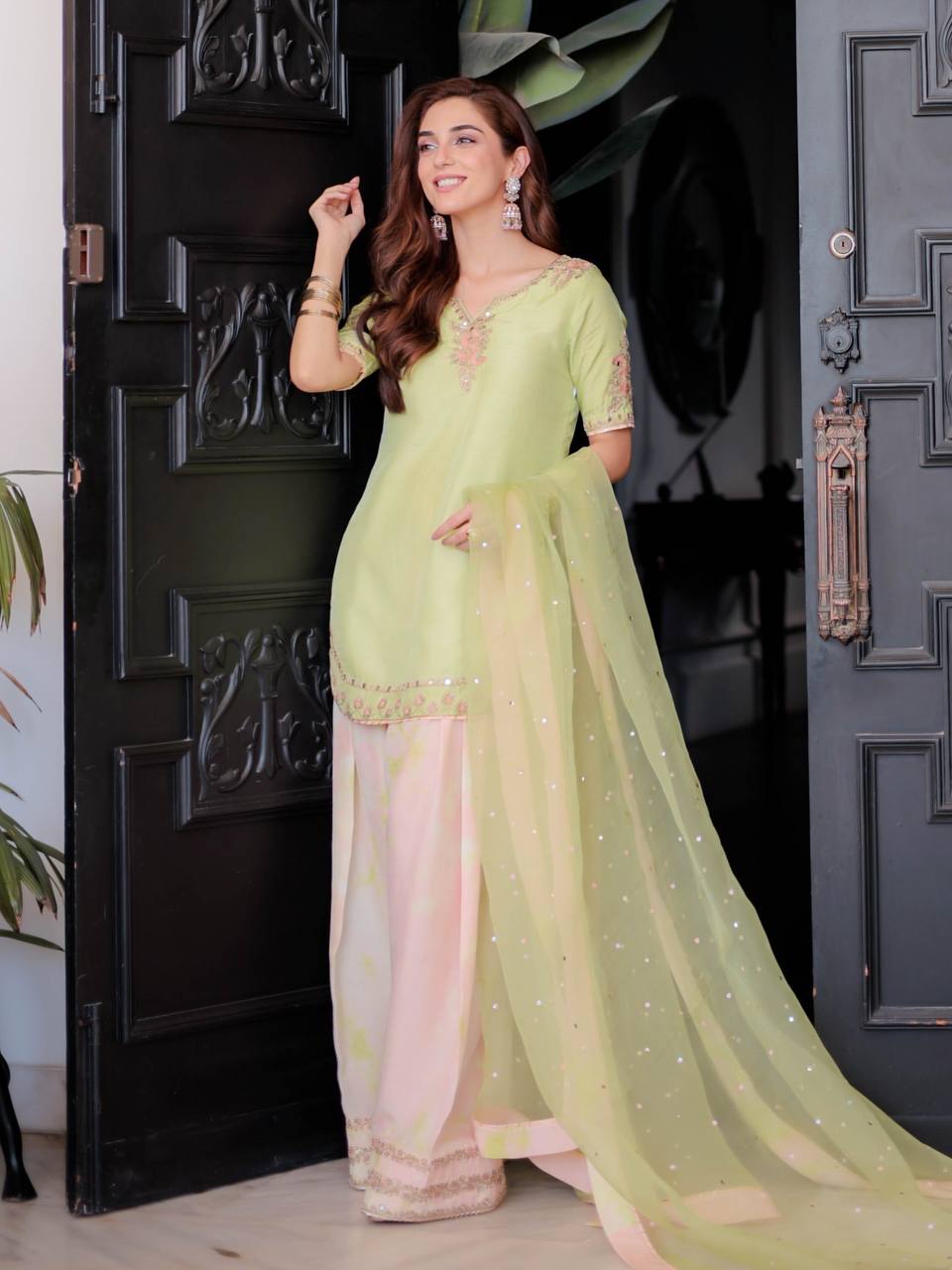 Đěsigner Party Wear Look Pur Natural Crepe Top & Farshi Palazzo With Dupatta set*