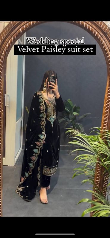 ĐĚSIGNER PARTY WEAR TOP AND PANT PLAZO WITH FANCY DUPPATA AND EMBROIDERY WORK single available wholesale