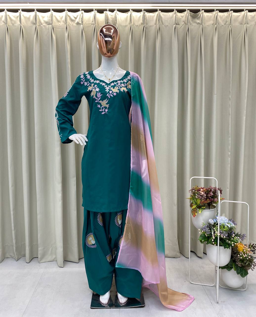 DESIGNER AND MOST TRENDING FARSI SALWAR SUIT IN THREE PIECE WITH EMBROIDERY WORK