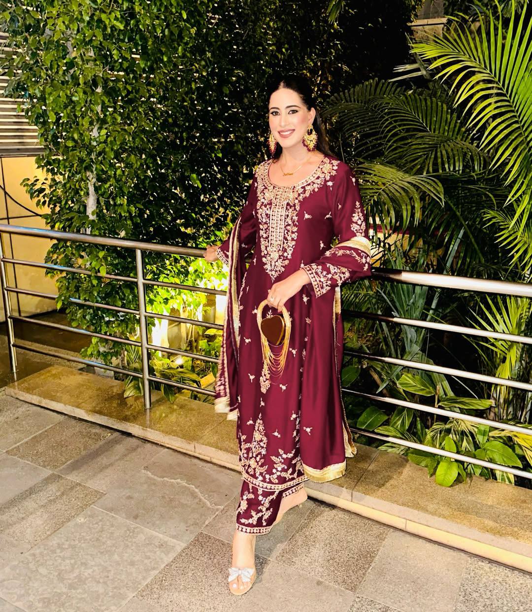 3 PIECE STYLISH KURTI, PLAZOO AND DUPATTA WITH BEAUTIFUL EMBROIDERY SEQUENCE WORK
