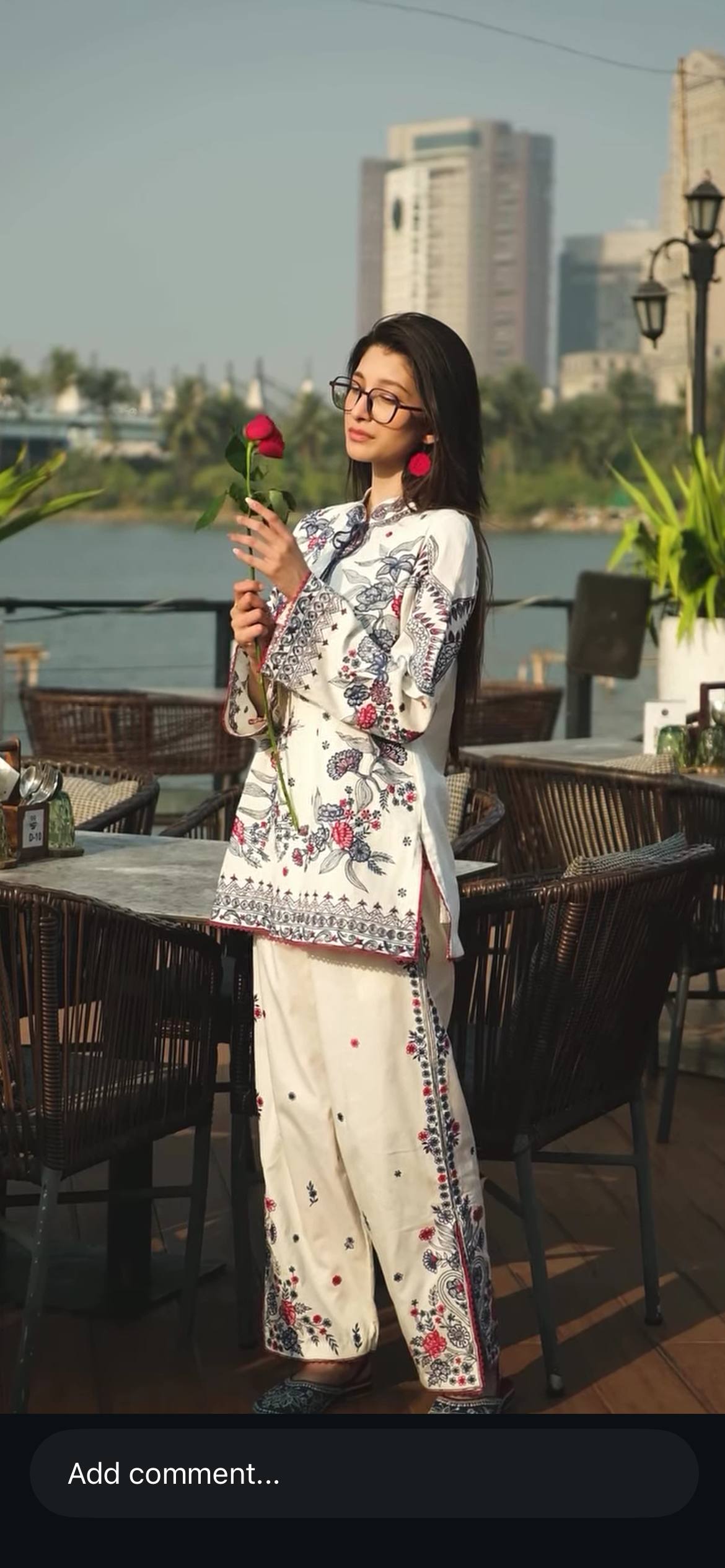 Elegant White Cord Set – Perfect Blend of Tradition & Style Enhance the beauty of your wardrobe