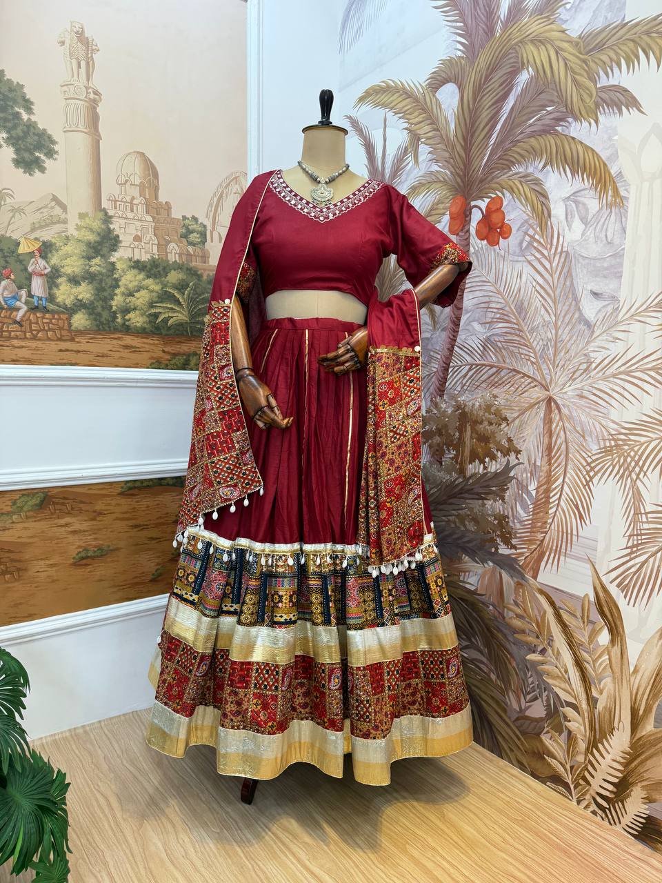 PURE RAYON FABRIC FOIL PRINT WORK AND CODI LACE BORDER