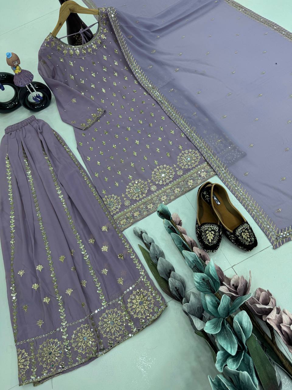 HEAVY FUAX GEORGEET 3 PIS SUIT PARTY WEAR COLLECTION*