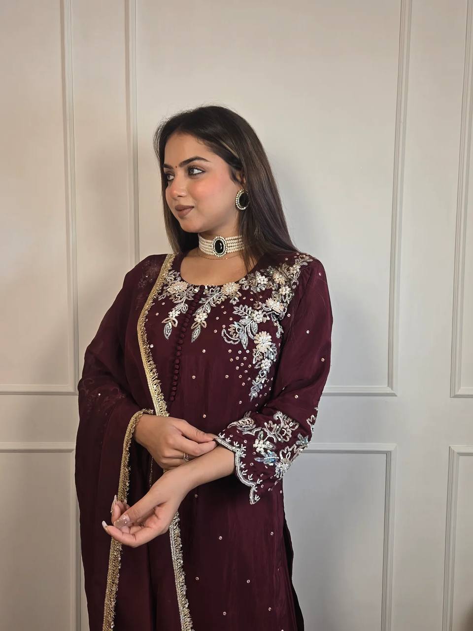 DESIGNER AND MOST TRENDING FARSI SALWAR SUIT IN THREE PIECE WITH EMBROIDERY WORK