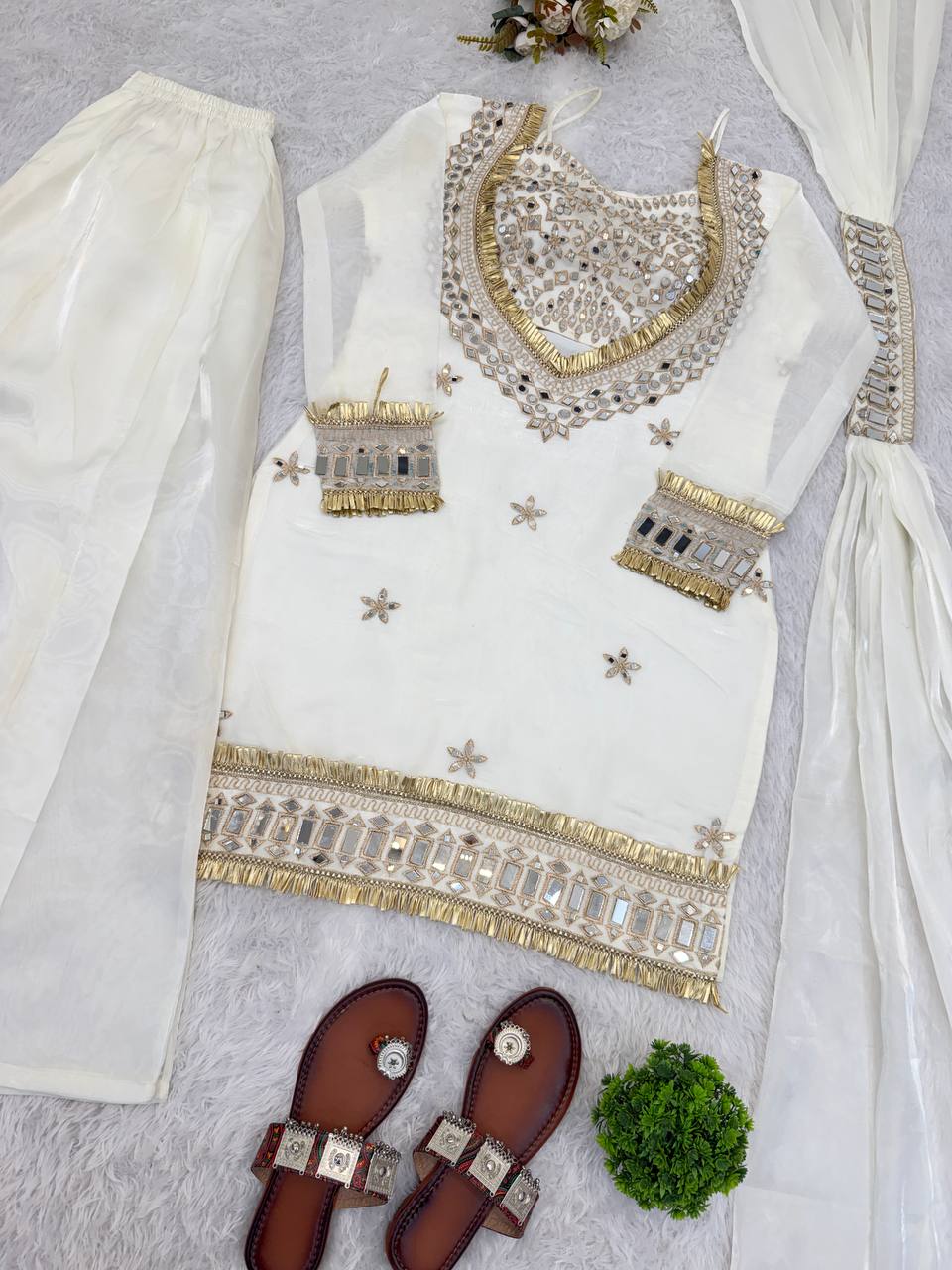 Women’s Ethnic Wear single available wholesale