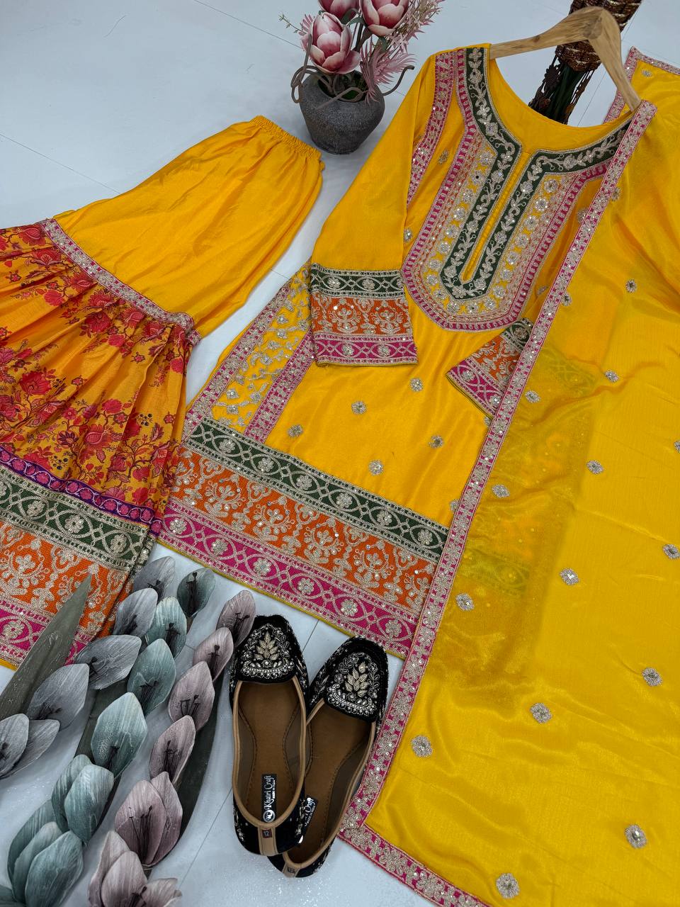 PAKISHTANI SHARARA SUIT SET