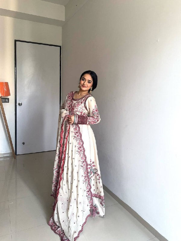 ANARKALI SET SUPERHIT TRENDING GOWN & DUPATTA SET WITH FULL EMBROIDERY WORK ON CHINON FABRIC
