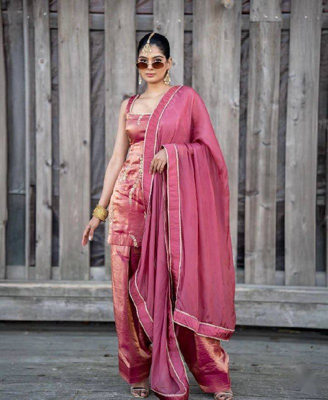 Đěsigner Party Wear Look Heavy Fendy Silk Top Farshi & Dupatta Set