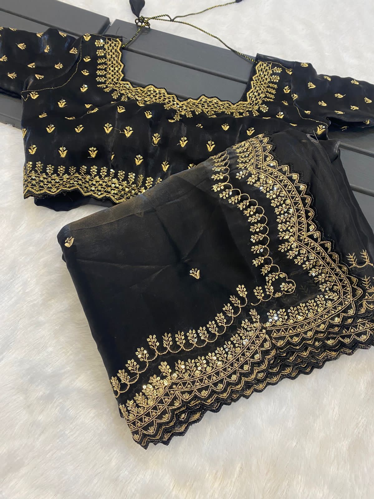 hinning pure crystal silk Jimmy choo sarees with seqnce & golden zari embroidered