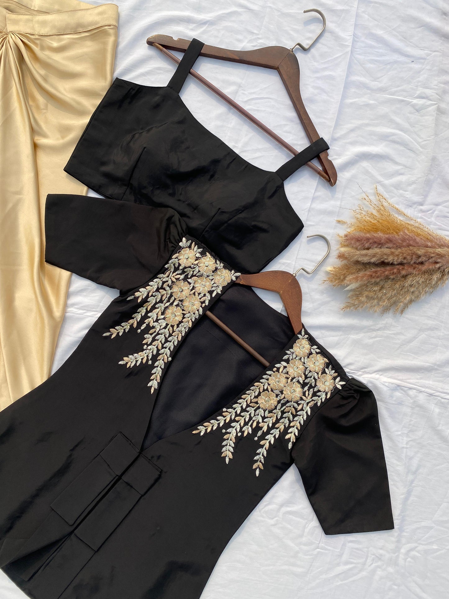 NEW THREE PIECE WESTERN OUTFIT FOR TRENDY WEDDING SEASON