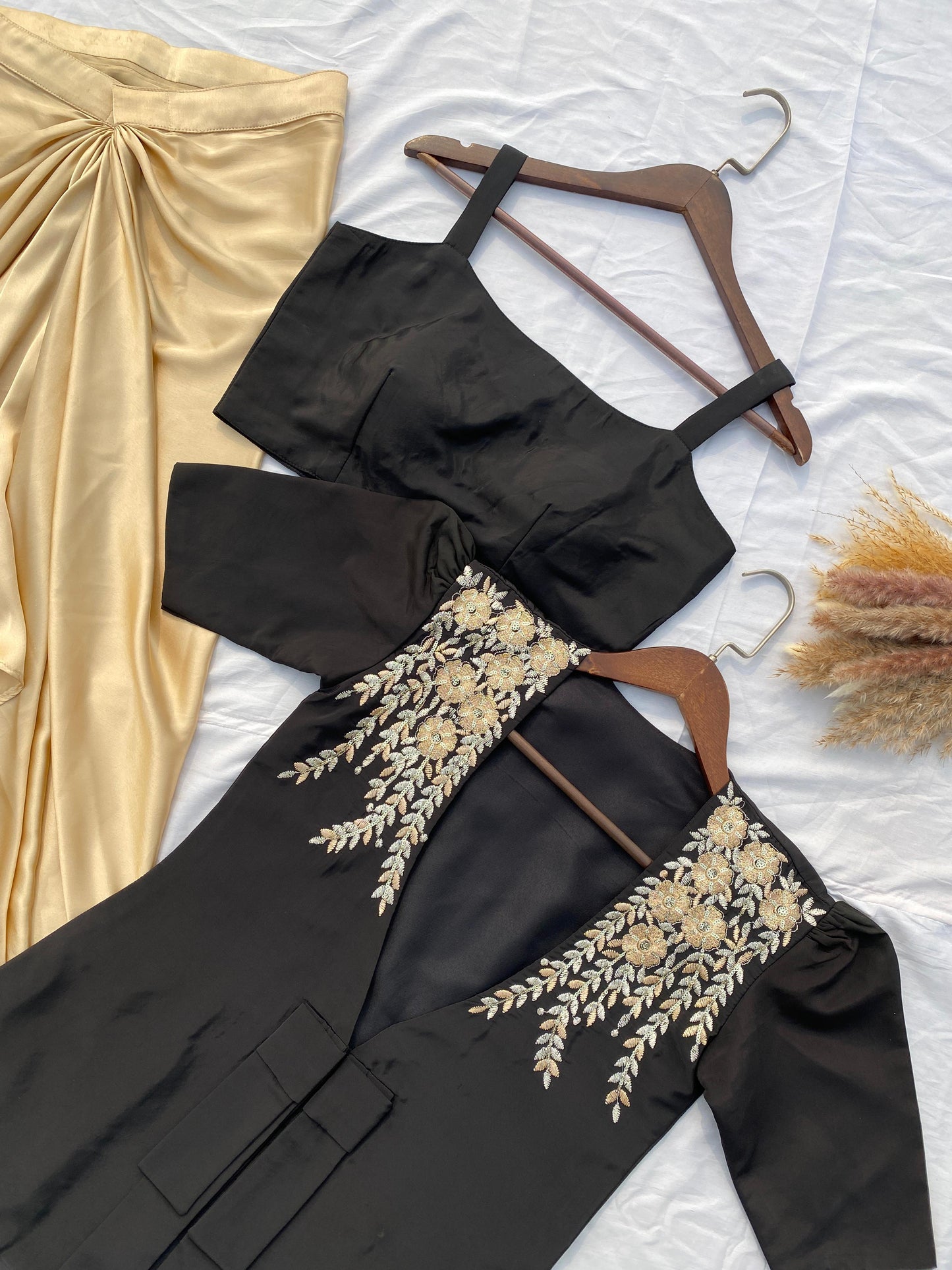 NEW THREE PIECE WESTERN OUTFIT FOR TRENDY WEDDING SEASON