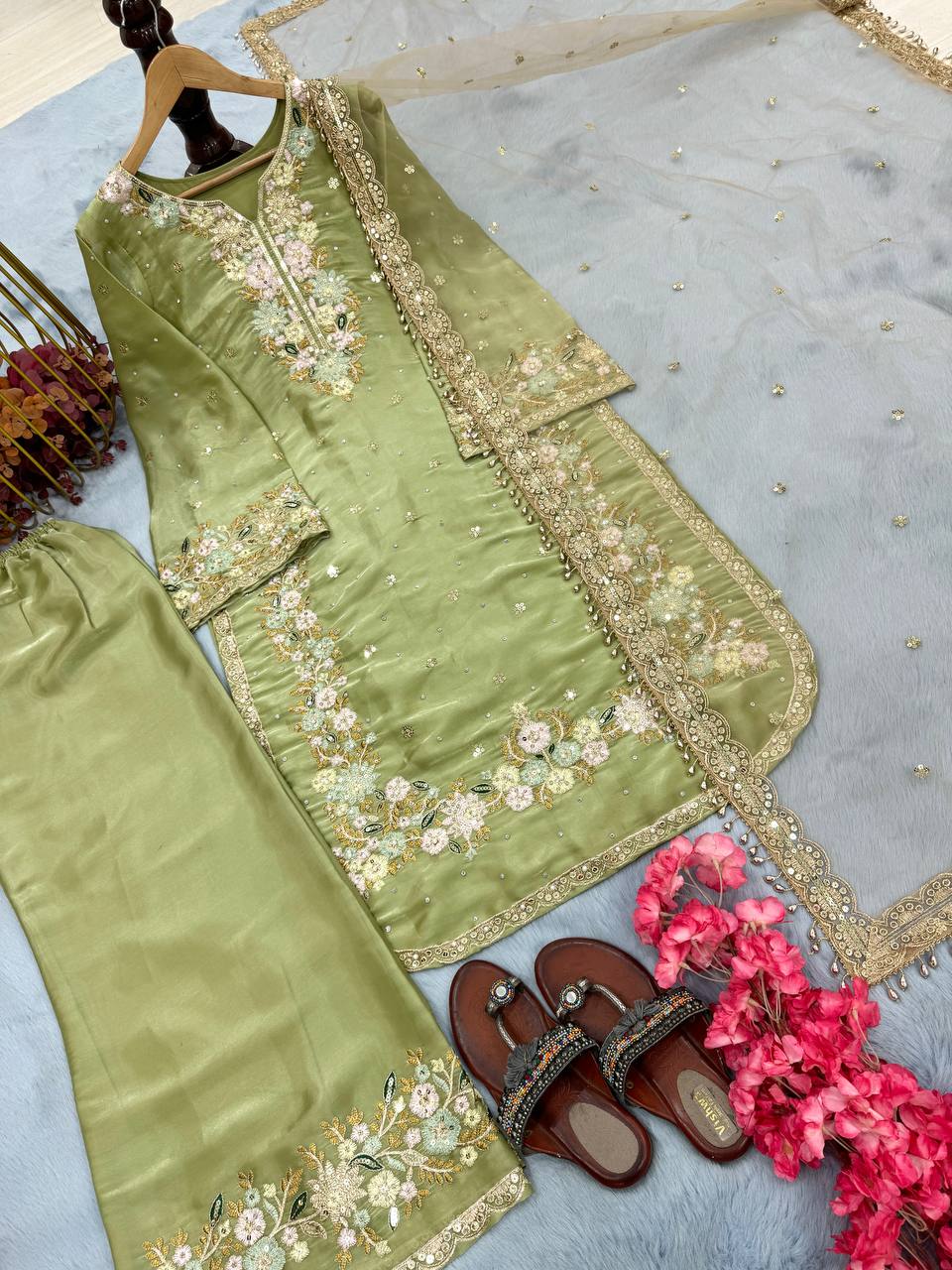 Đěsigner Party Wear Look Pur Chinon Silk Top Plazzo & Dupatta Set