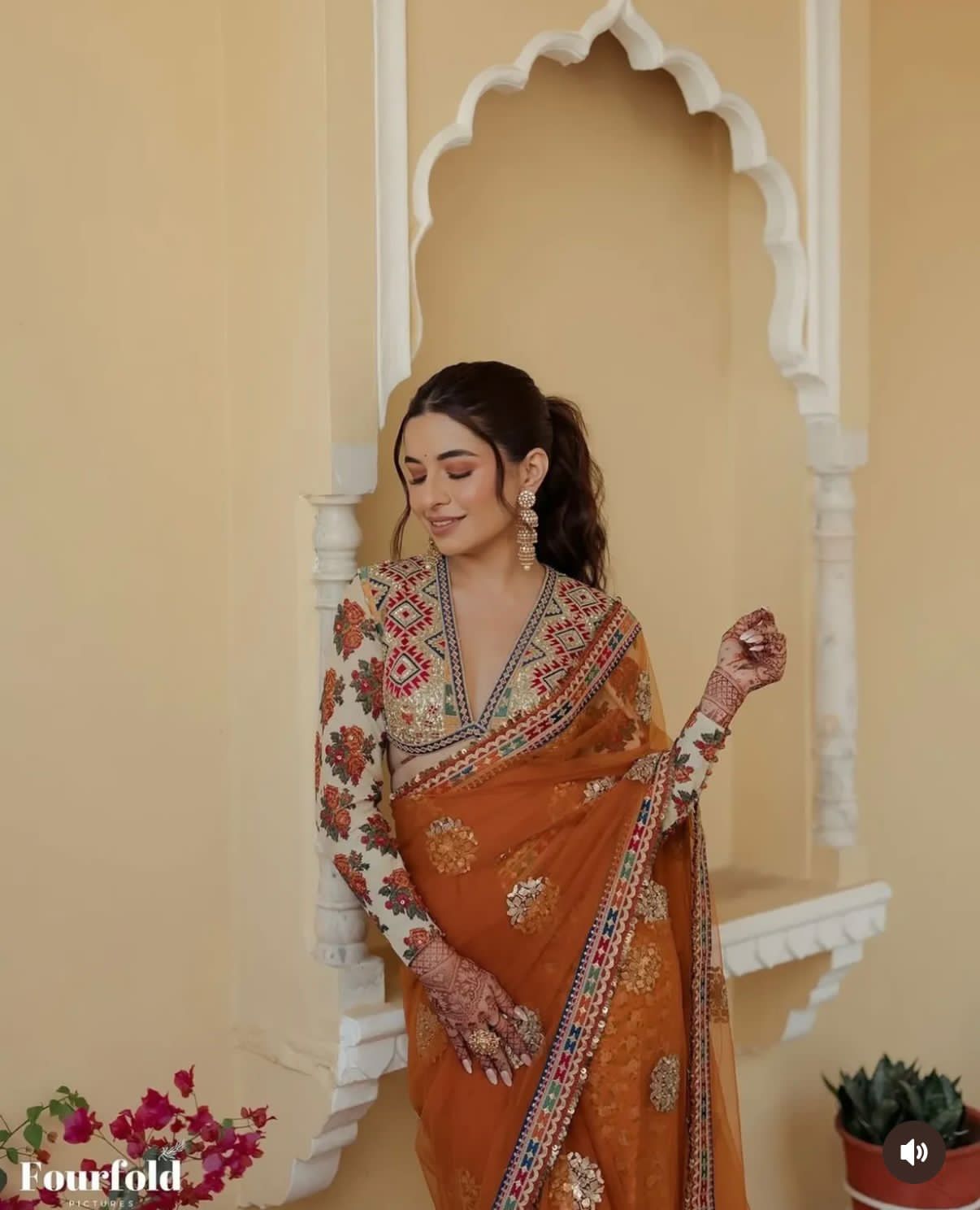 LAUNCHING NEW SUPERHIT DESIGN ON NET FABRIC WITH HEAVY EMBROIDERY & FANCY LACE WORK SAREE WITH STITCH BLOUSE