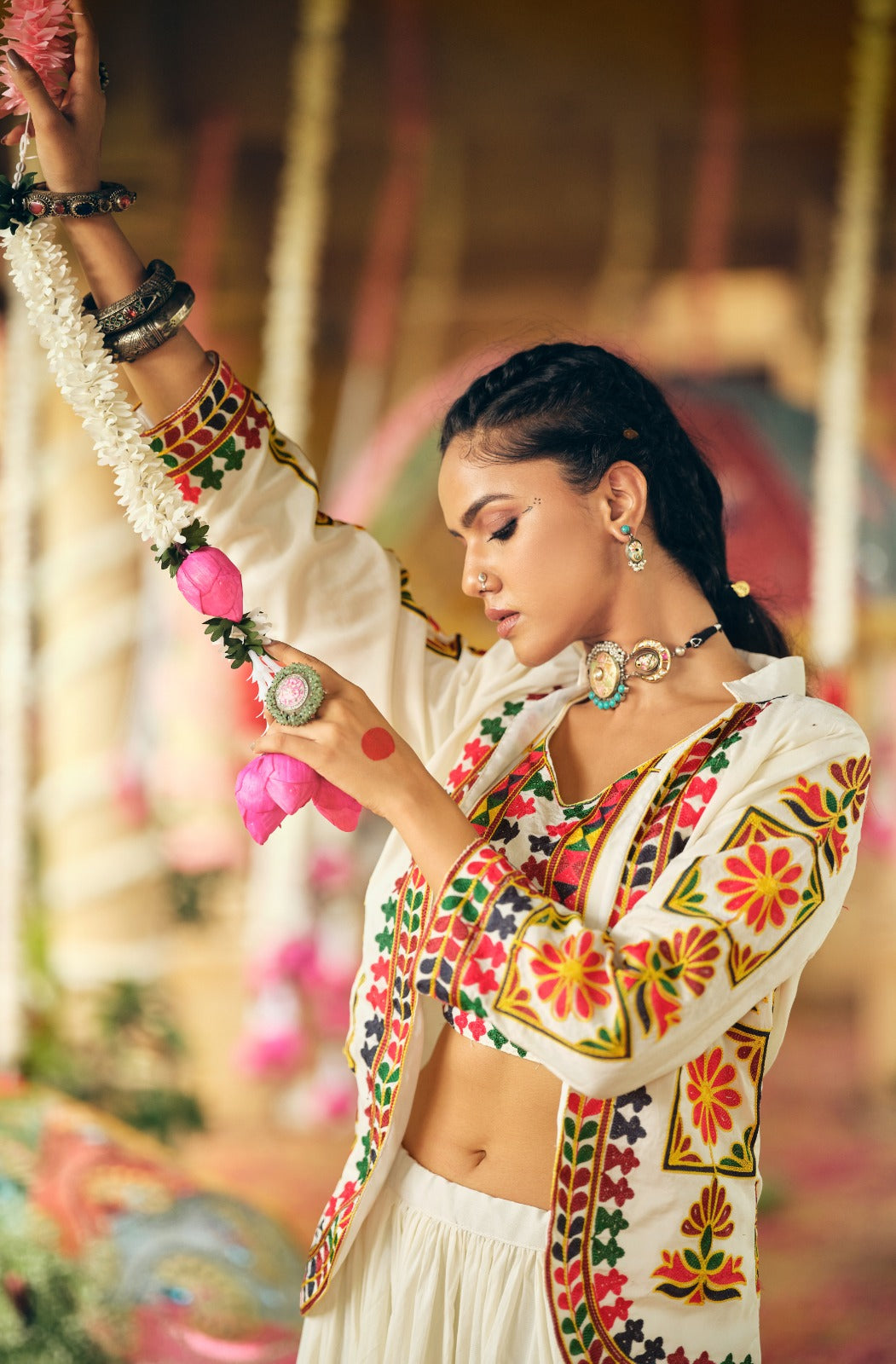 navrati LEHENGA, BLOUSE & KOTI SET π THIS SET IS COMING WITH PURE COTTON FABRIC EMBROIDERY WORK
