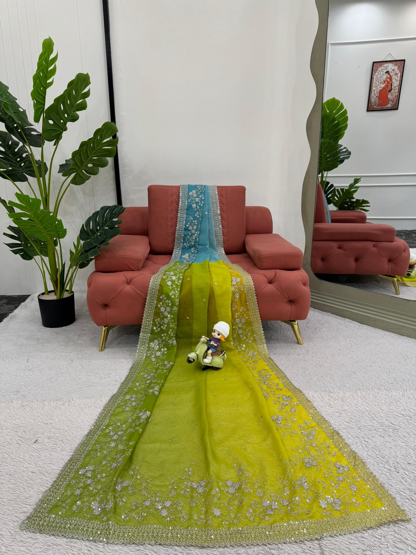 Looking some one for this same colour beautiful Designer Saree on Tibby silk Febric with Thred & Sequnce work with Digital Print and Blouse on Mono Benglori Silk Febric With Thred & Sequnce work