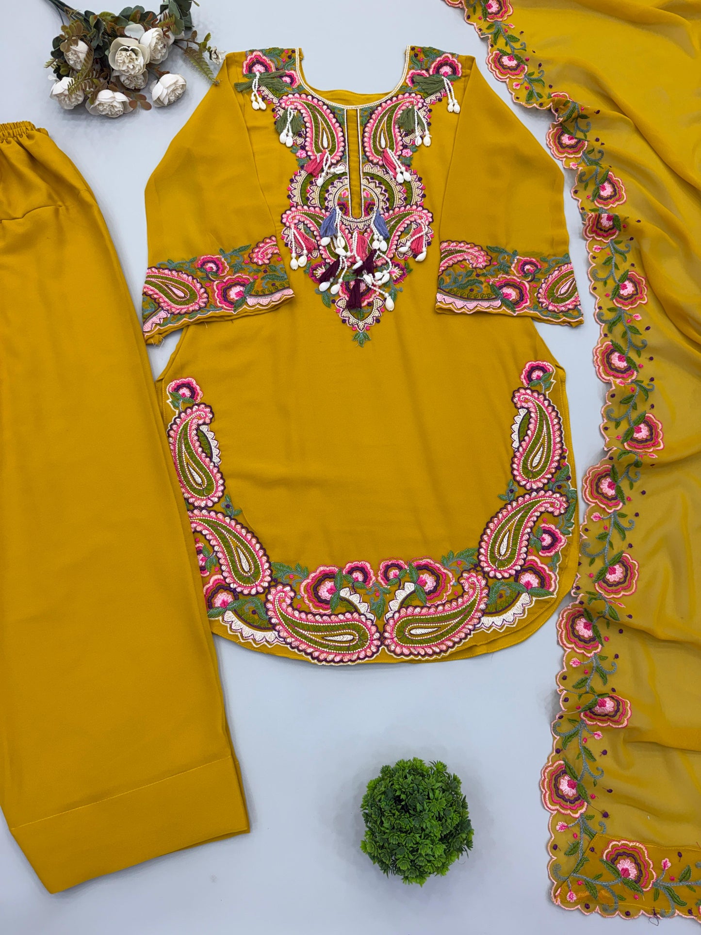 Women’s Ethnic Wear