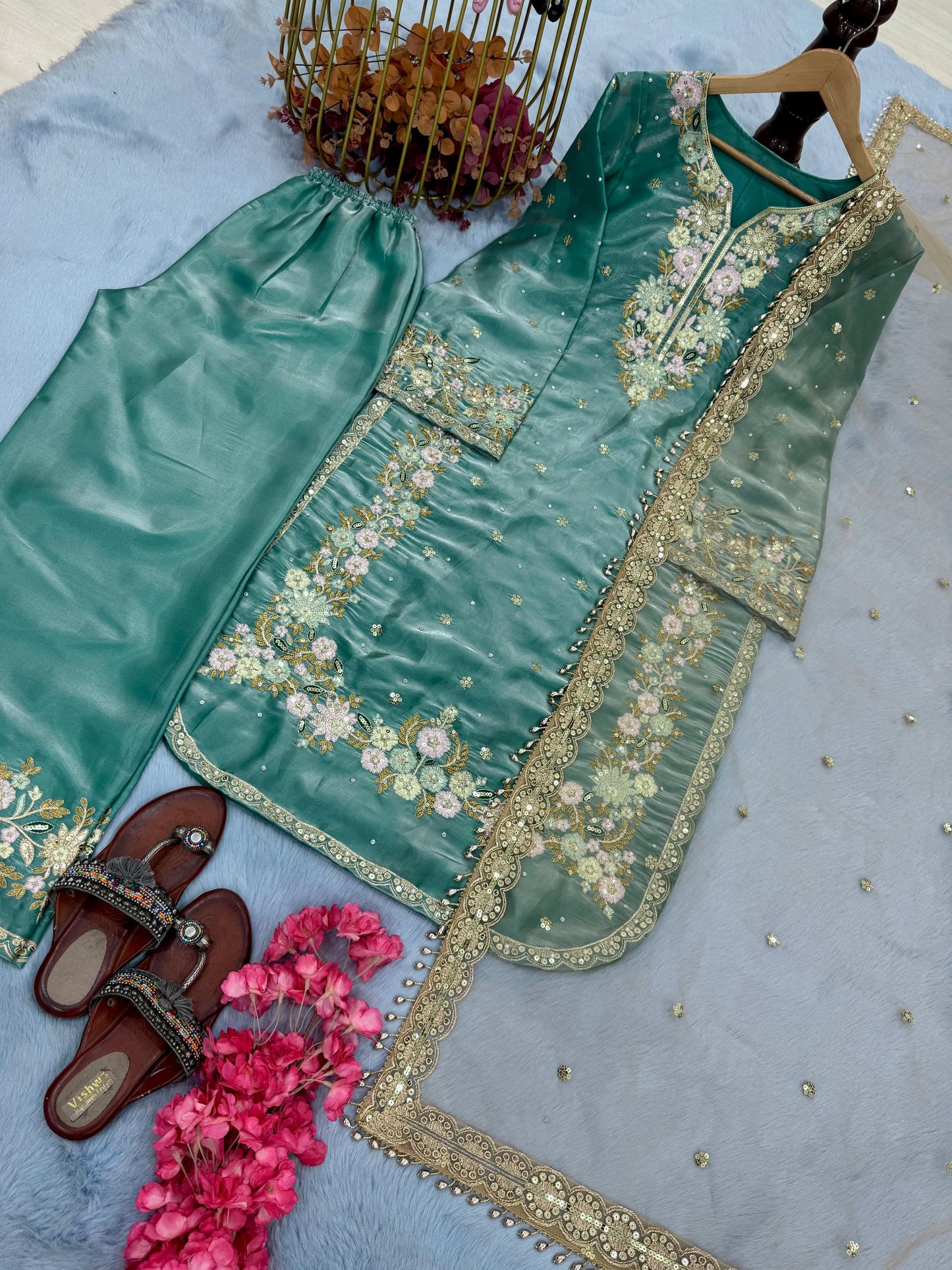 Đěsigner Party Wear Look Pur Chinon Silk Top Plazzo & Dupatta Set