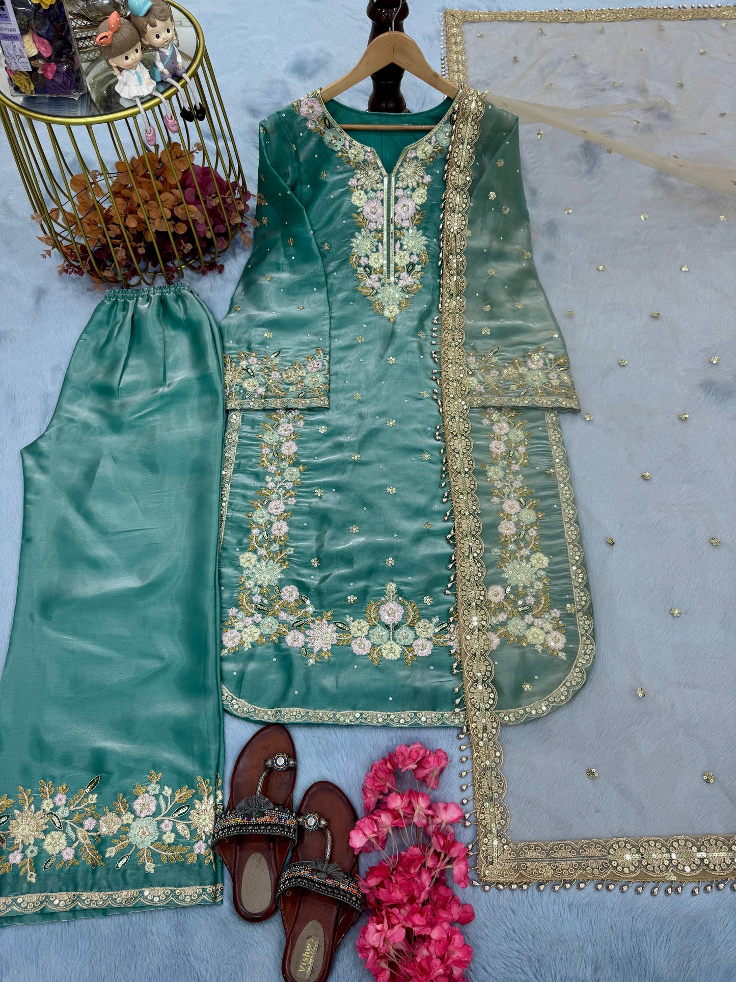 Đěsigner Party Wear Look Pur Chinon Silk Top Plazzo & Dupatta Set
