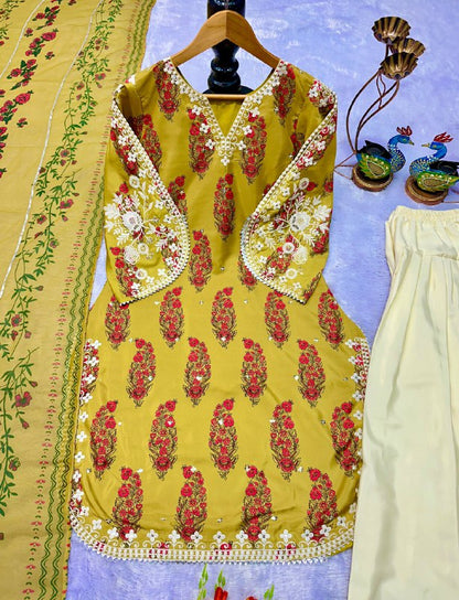 ĐĚSIGNER PARTY WEAR  TOP AND FARSI SALVAR . WITH FANCY DUPPATA AND EMBROIDERY WORK