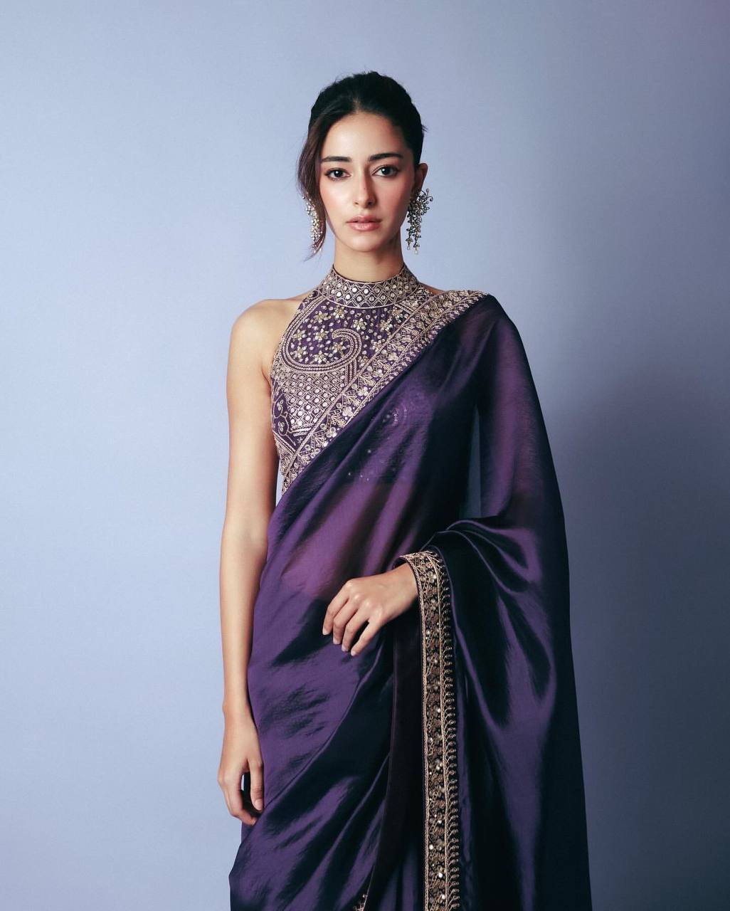 anaya pandya Bollywood celebrity sequence saree collection